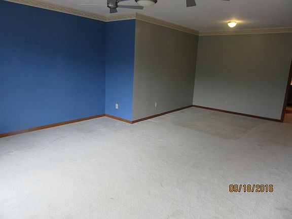 2nd image of 608 E Guardlock Dr