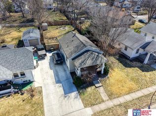 2924 S 13th St, Lincoln, NE 68502