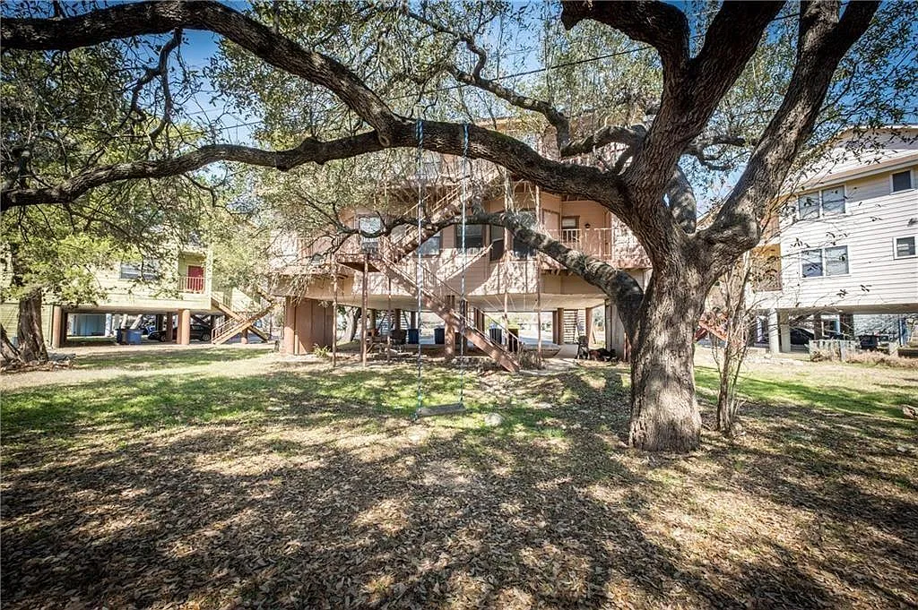 2 bed, 2.0 bath, 1096 sqft, $1,475 — Photo 3