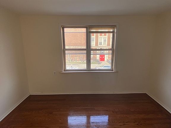 4th image of 3704 21st Ave #2F