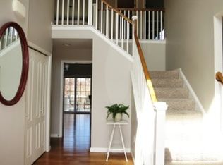 332 Hollow Vw, Manheim, PA 17545