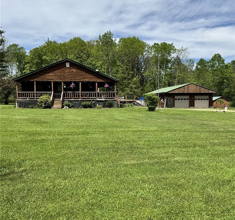 1st image of 18 Memorial Dr