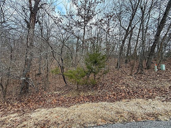 3rd image of 904 Muirfield Dr