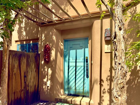 5th image of 127 Valverde St APT B