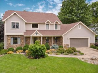 350 Brookpoint Cir, Wadsworth, OH 44281