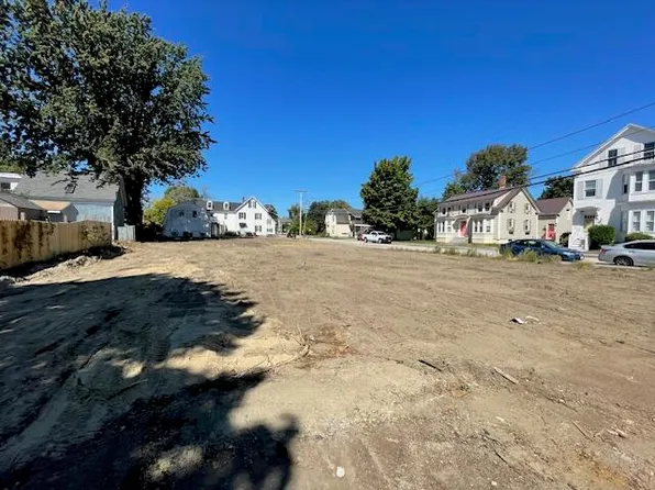 122 Temple Street, Saco, ME 04072