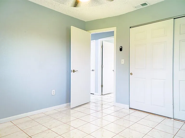 3139 Iverson St — Photo 24
