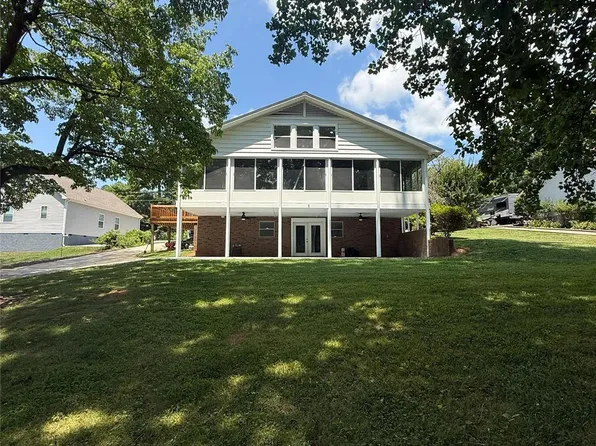 6917 Navajo Trl, Sherrills Ford, NC 28673