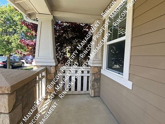 3rd image of 11294 Tiger Lily St