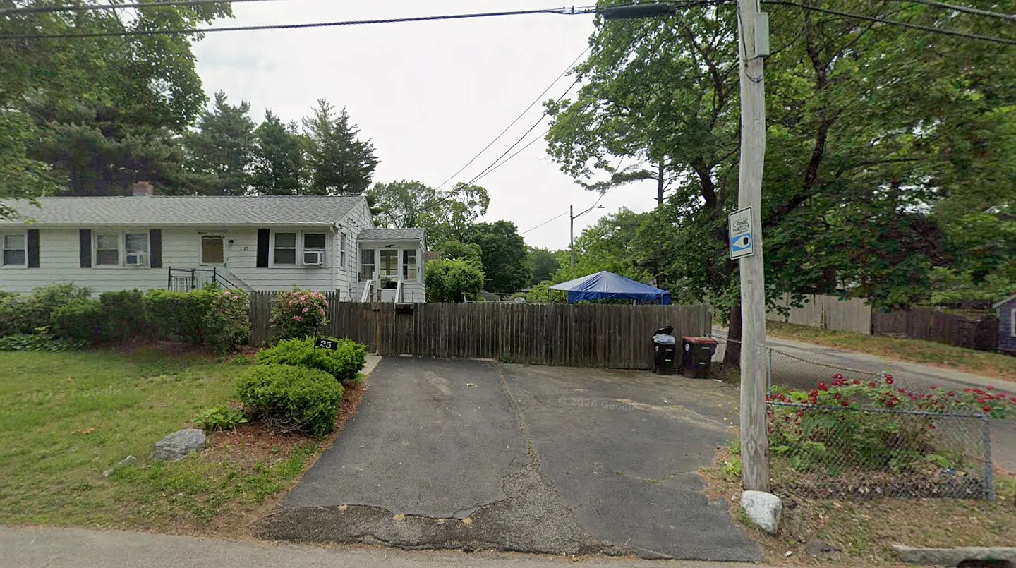 3 bed, $2,900 — Photo 1