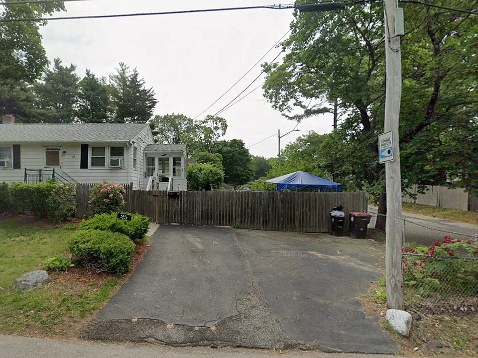 25 Parker Ave #RIGHT SIDE