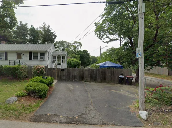 25 Parker Ave, Brockton, MA 02302