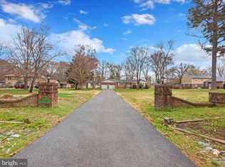 11074 Ellinger Dr, White Plains, MD 20695