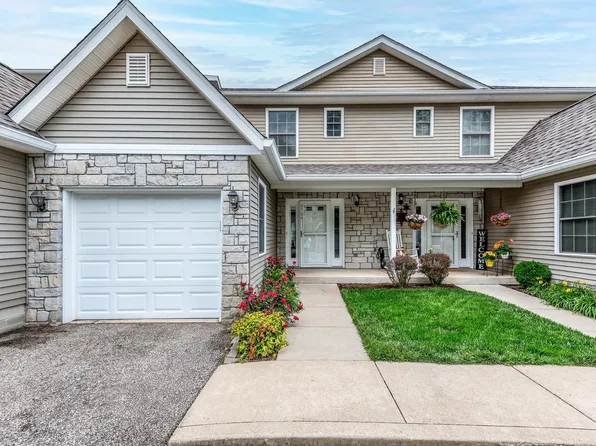 5704 W Vinca Ln, Ellettsville, IN 47429