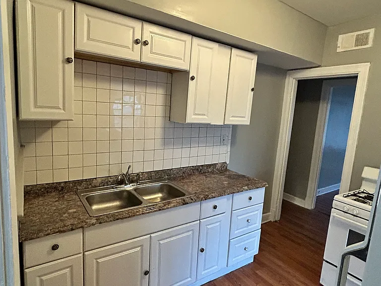 672 Lindell Ave #674 — Photo 12