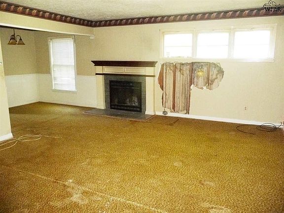 4th image of 3305 Sherwood Ln
