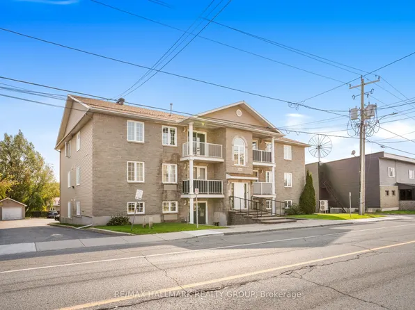 1005 Laurier St #302, Clarence Rockland, ON K4K 1T7