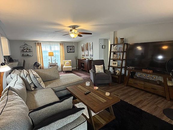 5th image of 7834 Sunrunner Dr