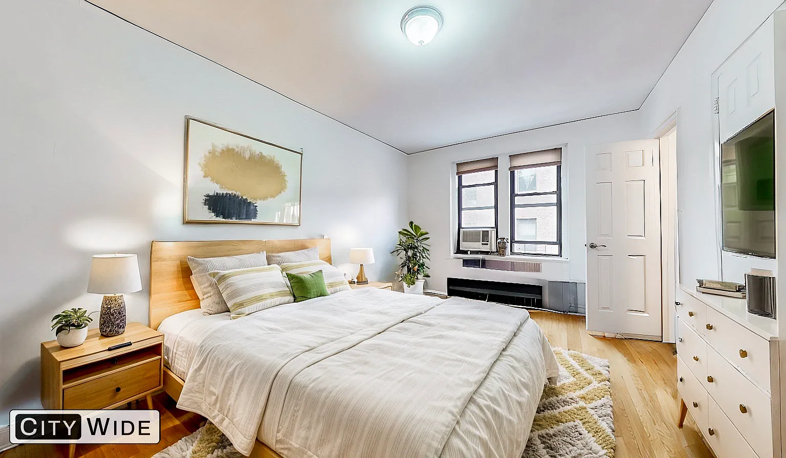 690 Fort Washington Avenue — Photo 2