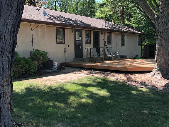 2nd image of 184 Burke Ave W