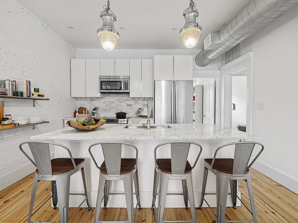1st image of 67 Rutland St #3