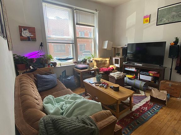 3rd image of 2350 W Charleston St #1F