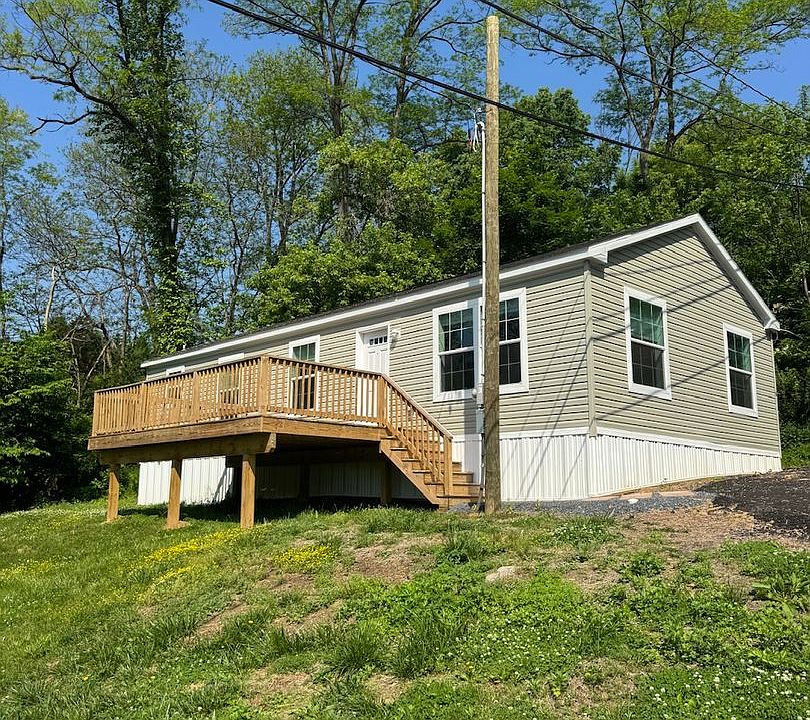 1st image of 465-4 Royal Manor Rd