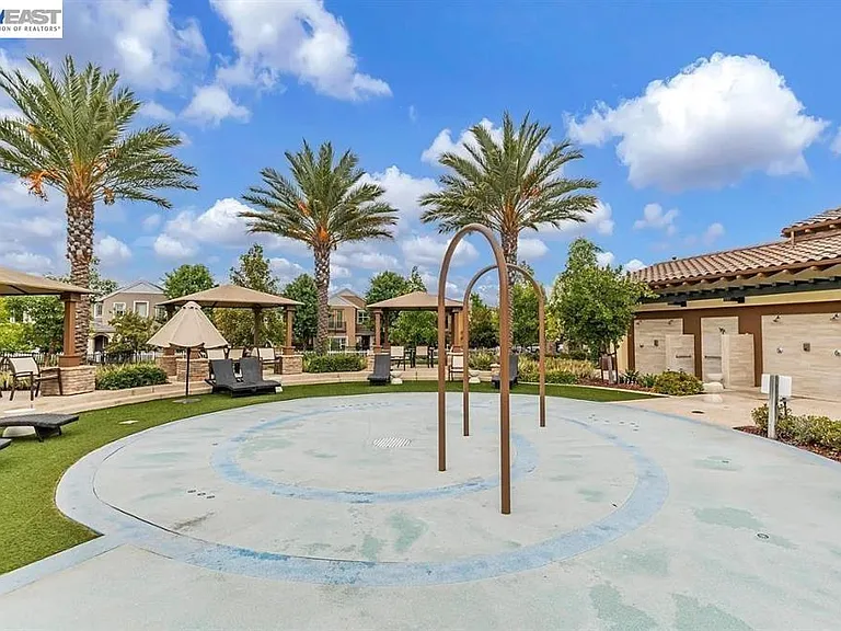 6180 Alpine Blue Dr — Photo 25