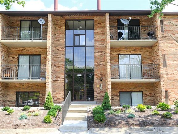 2nd image of 7231 Creekview Dr APT 2