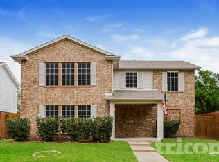 7422 Amber Dr, Dallas, TX 75241