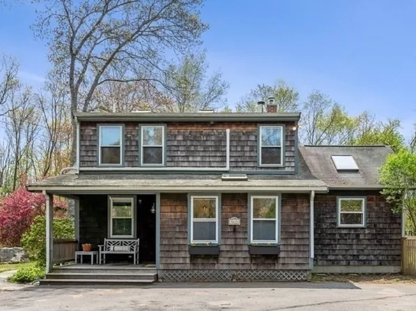 64 Larkin Rd, Newbury, MA 01922