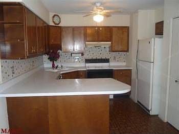3rd image of 10010 S Bunker Hill Dr #F