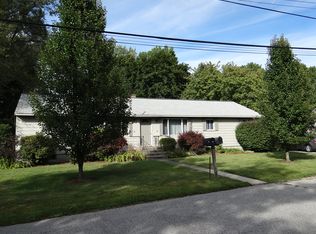 10-12 Eliot Rd, Bedford, MA 01730