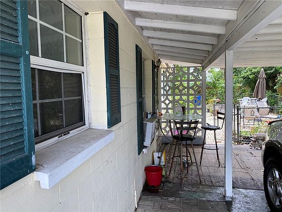 2nd image of 6508 W Chelsea St