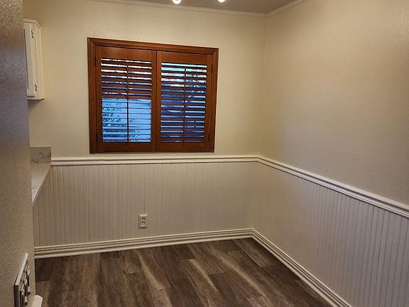 2nd image of 6840 Balboa Blvd APT 506