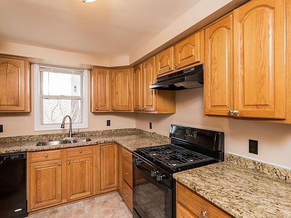 PA754BRAXTON-005_03102016