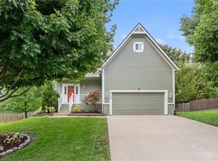 5113 Noreston St, Shawnee, KS 66226