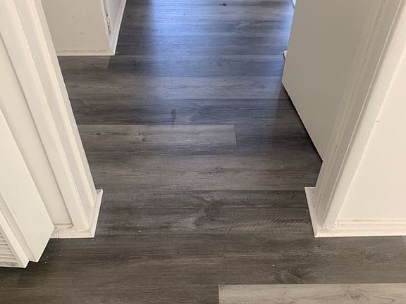 3rd image of 4107 Palmwood Dr #4