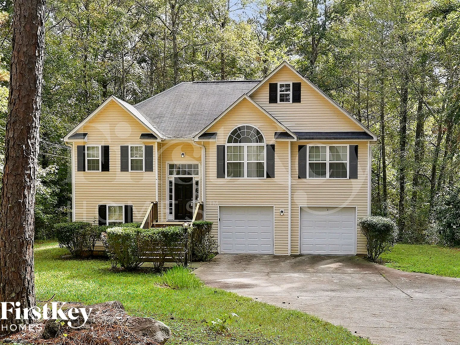 3 bed, 3.0 bath, 1881 sqft, $2,045 — Photo 1