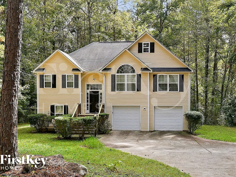 48 Moody Farm Rd