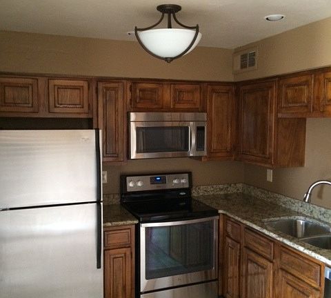 3rd image of 11550 N May Ave APT 105