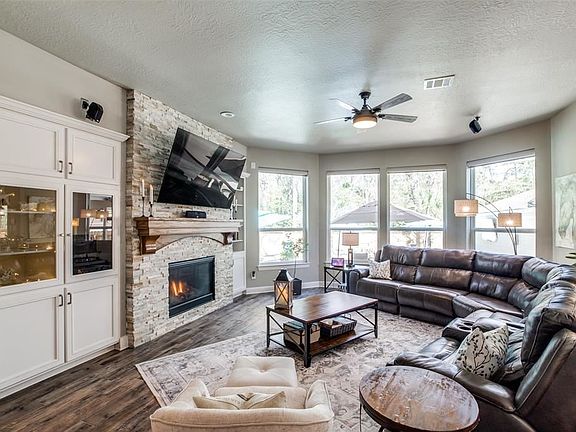 4th image of 3118 Willow Wood Trl