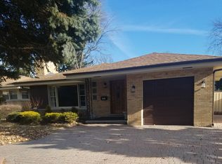 507 S Elmhurst Rd, Mount Prospect, IL 60056