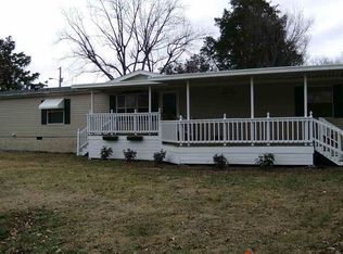 422 N Niota Rd, Englewood, TN 37329