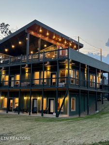 804 Crestwood Ln, Gatlinburg, TN, 37738