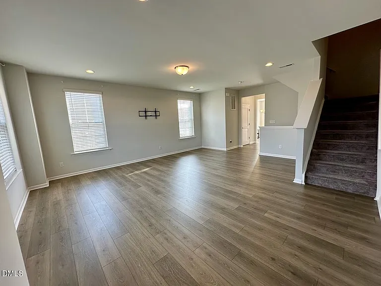 653 Grand Central Sta — Photo 15