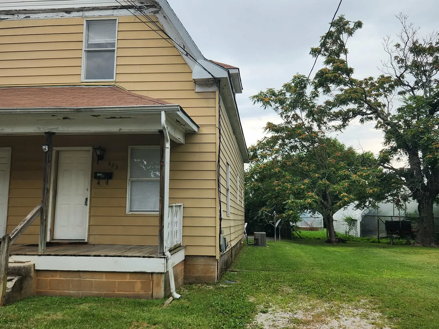 2 bed, 1200 sqft, $850 — Photo 2