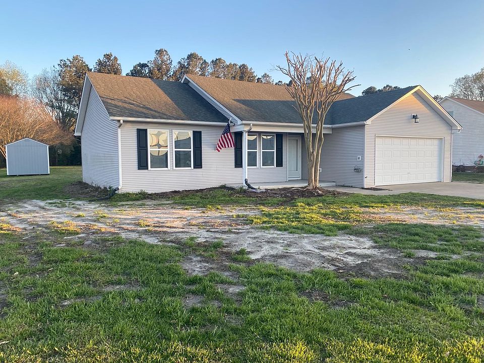 Front view of home.