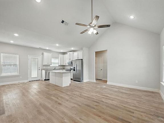 2nd image of 1702 King St