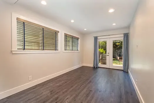 113 N Alvarado St — Photo 7
